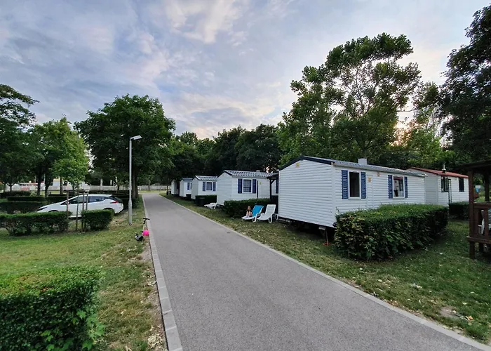 Campingplads Naturexpert Mobilhazak-fuered *