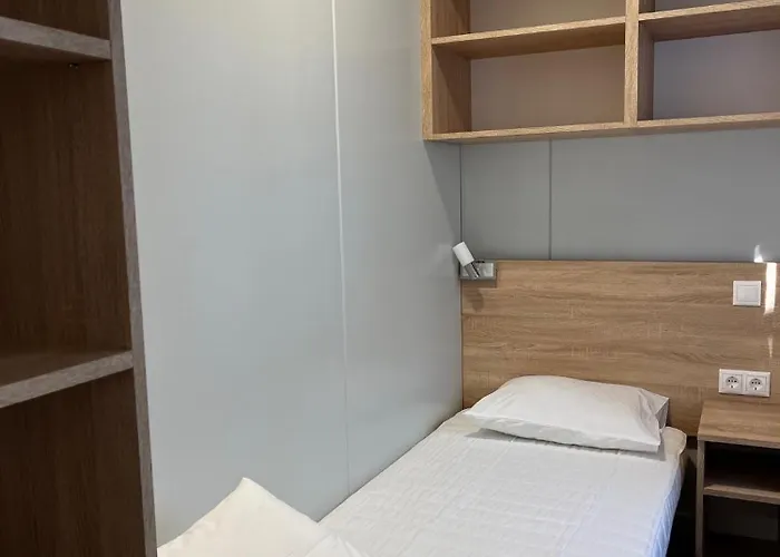 Naturexpert Mobilhazak-fuered אתר קמפינג באלאטונפורד