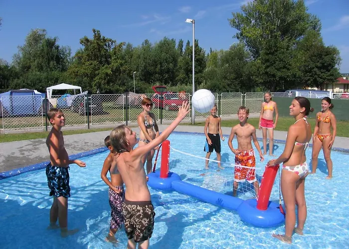 Naturexpert Mobilhazak-fuered אתר קמפינג *